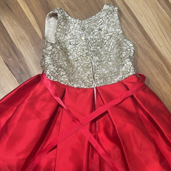Girls’ Red and Gold Rare Editions Dress - Size 6​​​​ - Picture 3 of 6